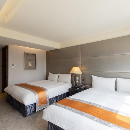Ren Mei Fashion Hotel Taichung Exterior foto